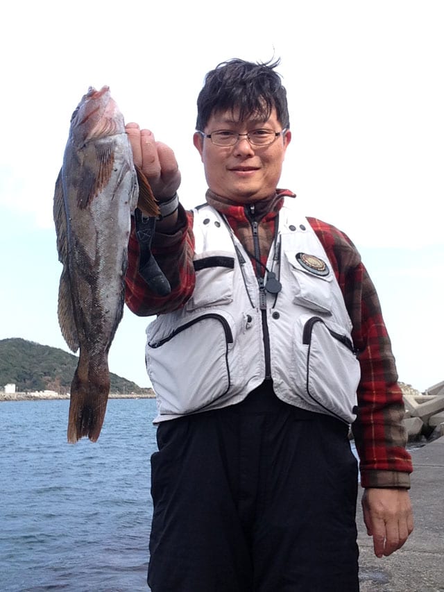心躍る春の投げ釣り。魚影濃い三重県答志島から狙う良型アイナメ