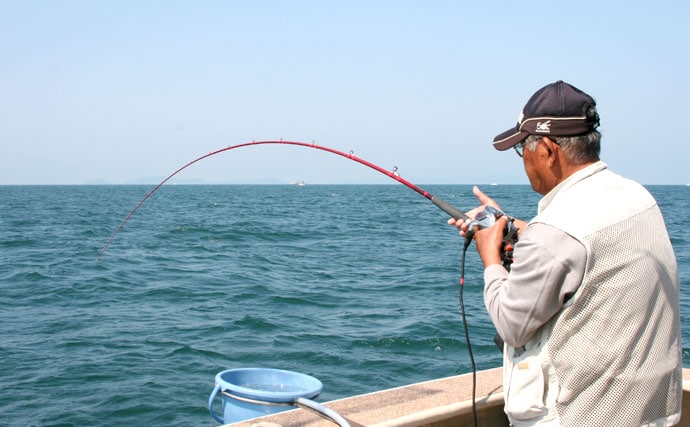 伊勢湾の伝統釣法に挑戦！エビを撒いて釣るウタセマダイ釣り【概要編】