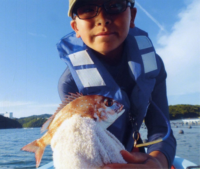 クロダイ釣行：子供と一緒にカセからのカカリ釣り五目【三重県・志摩市】
