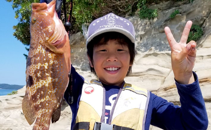 伊万里湾の沖磯でエギング＆ルアー釣り満喫【長崎県小飛島の西のハナレ