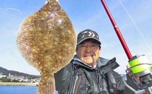 カレイの投げ釣り4つの攻略ポイント　仕掛け・釣り方・釣り場・エサ