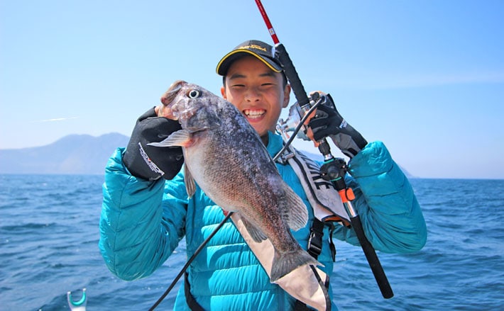 活きエサで多彩な高級魚を狙い撃ち！船釣り根魚五目【タックル編