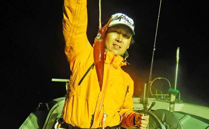 夜焚きイカ釣行 多点掛け連発でトップ0杯超 北九州市 響灘 Tsurinews