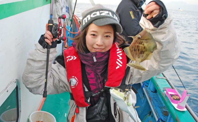 拾い釣りでも面白い！冬の肝パンカワハギ釣り【神奈川県・ちがさき丸】