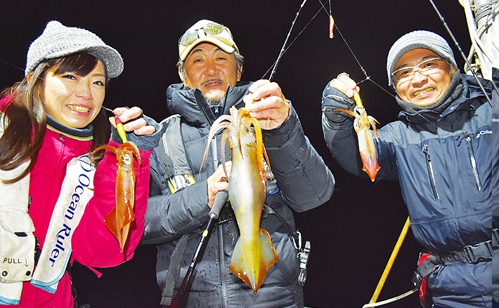 メタルスッテでイカ3種GET ヤリ・アカ・スルメ【三重県・尾鷲湾