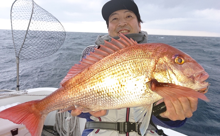 タイラバで68cmマダイ ブラックカラーが的中！【福岡・玄界灘