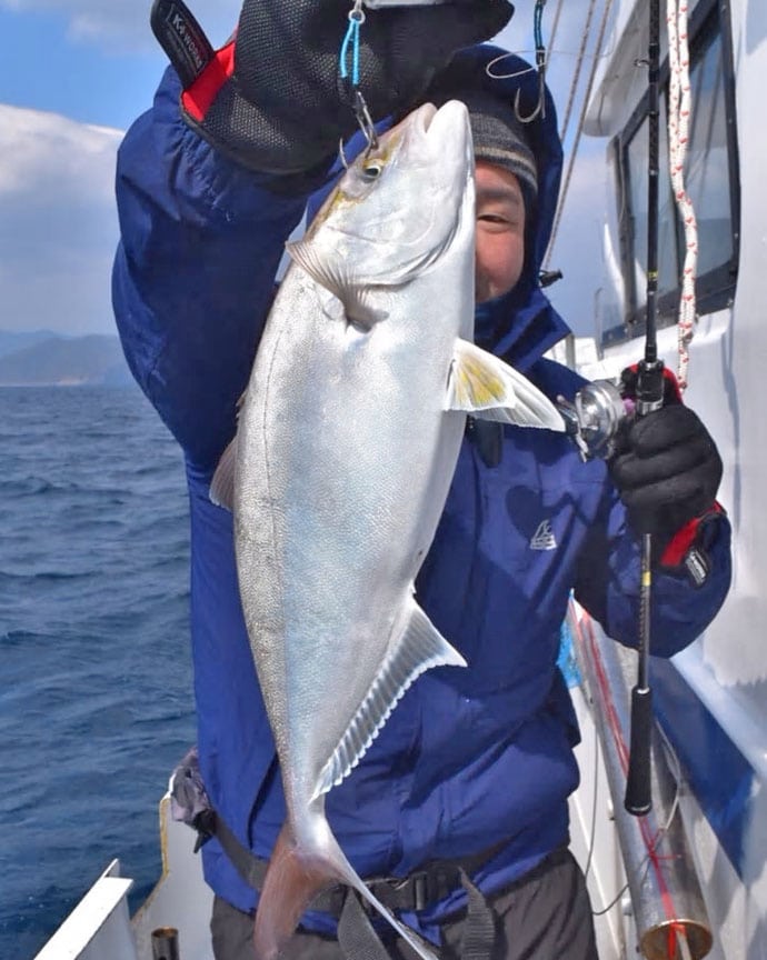 【三重県】船釣り最新釣果情報　ブリにカンパチにワラサと青物好調！