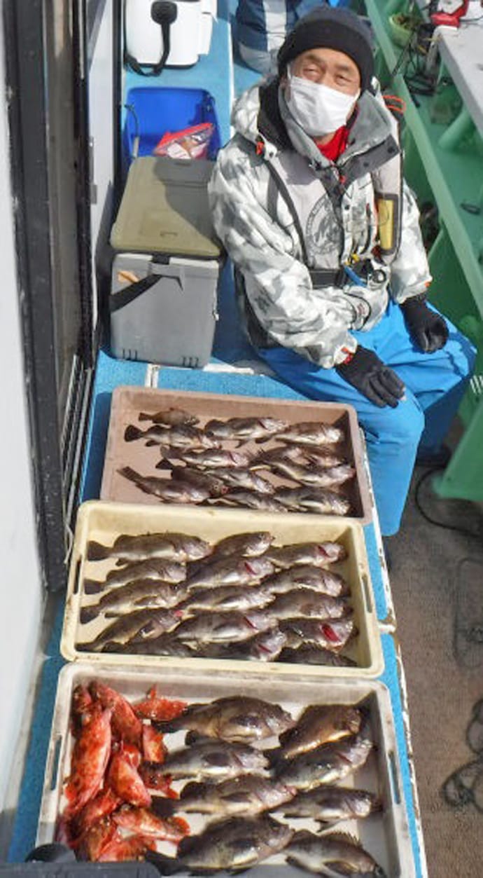 【東海エリア】船釣り最新釣果情報　ブリにマダイにジャンボフグも！