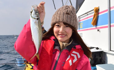 晴山由梨がLTアジ釣りイベントをレポート！【神奈川県・ちがさき丸】