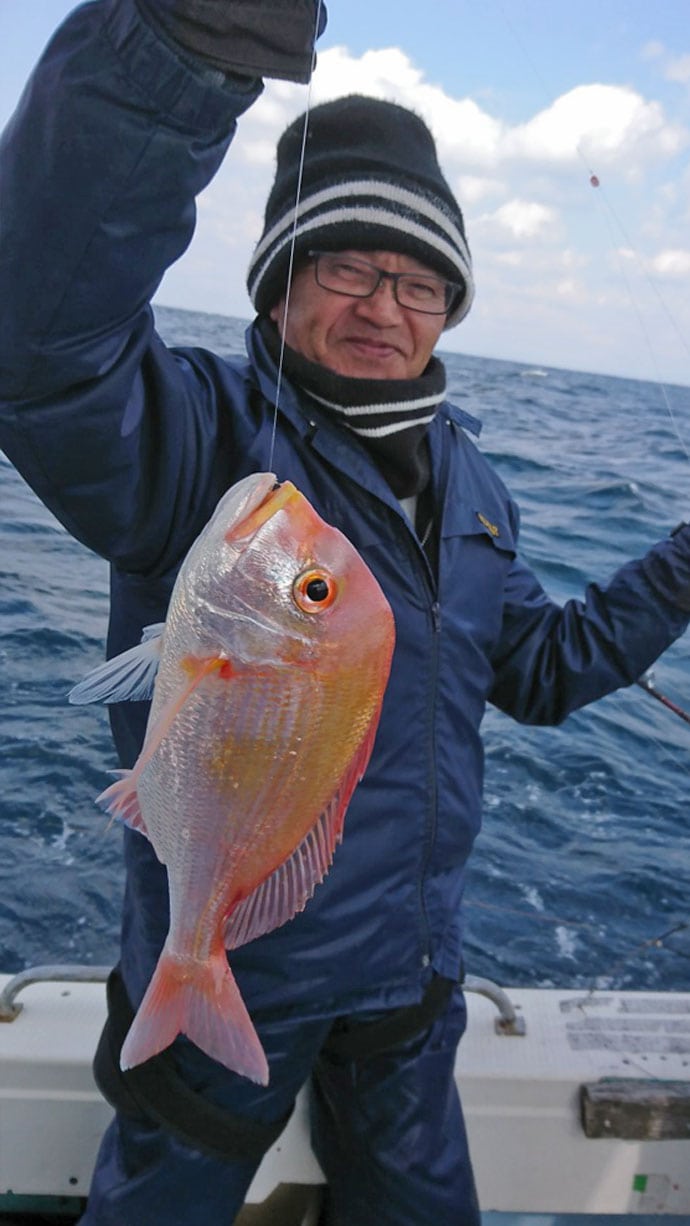 【響灘】沖でのエサ釣り最新釣果　メバル・大ダイ・イサキなど魚種多彩