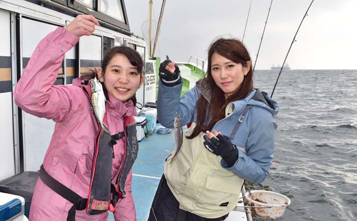 Tsurijoy女子会でわいわいアジ連発！【東京湾・渡辺釣船店】 