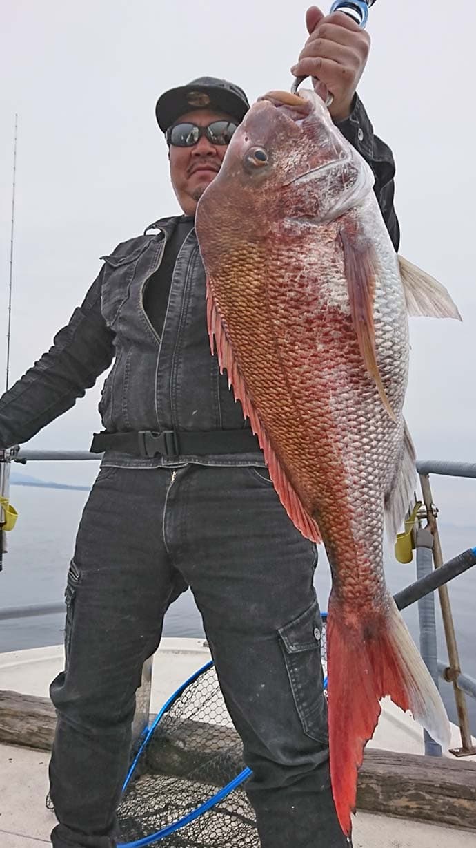 【響灘】船釣り最新釣果情報　乗っ込みマダイに13.4kgヒラマサも
