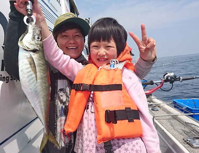 【熊本・大分】船釣り最新釣果情報　70cmマダイ連発に大アジも！