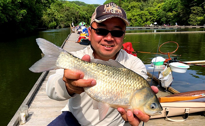 へらぶな eye.jpg