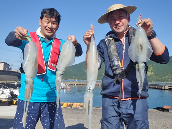 【三重県】船釣り釣果速報　2kg級アオリイカにSLJで根魚好調！
