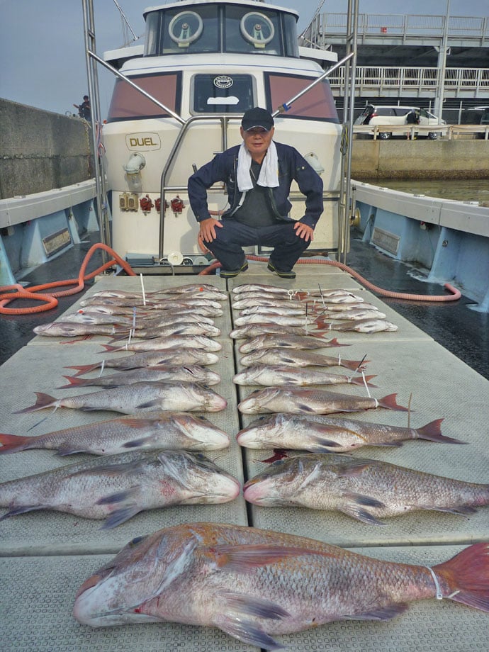 【玄海灘】船釣り最新釣果情報　大ダイに1kg超イサキ数釣り！