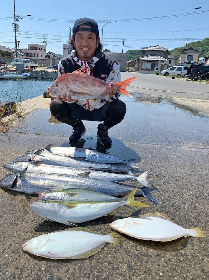 【愛知県】沖釣り釣果速報　SLJで良型根魚にドラゴンタチウオ7本！