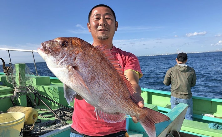 テンヤ＆タイラバ船で2.3kg頭にマダイ7尾 マハタなど魚種も