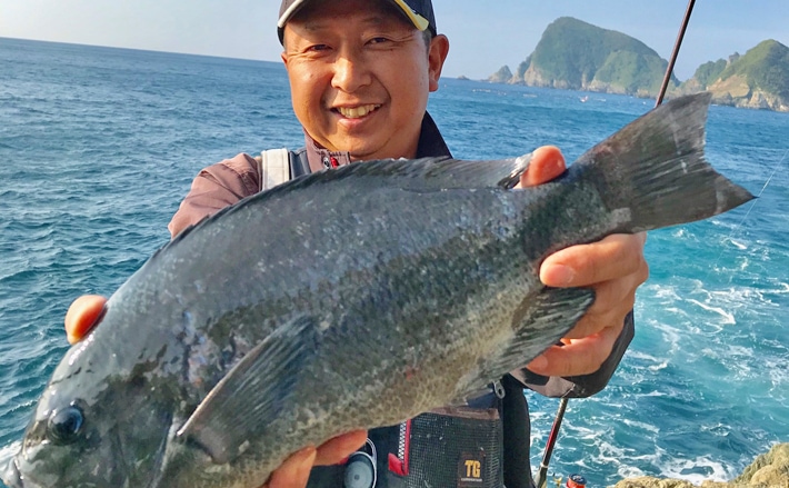 磯フカセ釣りで40cm口太グロに45cmマダイ【大分県・米水津の磯