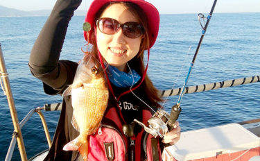 明石沖ジギング＆タイラバ　初めての釣りで青物＆マダイをキャッチ！