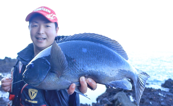 九州エリア2019】秋磯フカセ釣り攻略法 沖のクロを遠投で狙おう