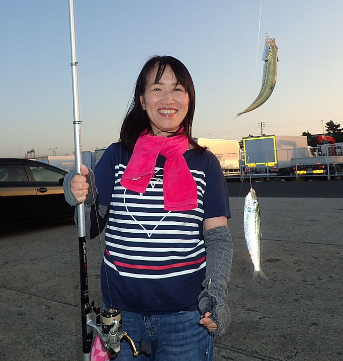 大阪湾波止タチウオ開幕　短い時合いを3つの釣法で攻略！【汐見埠頭】