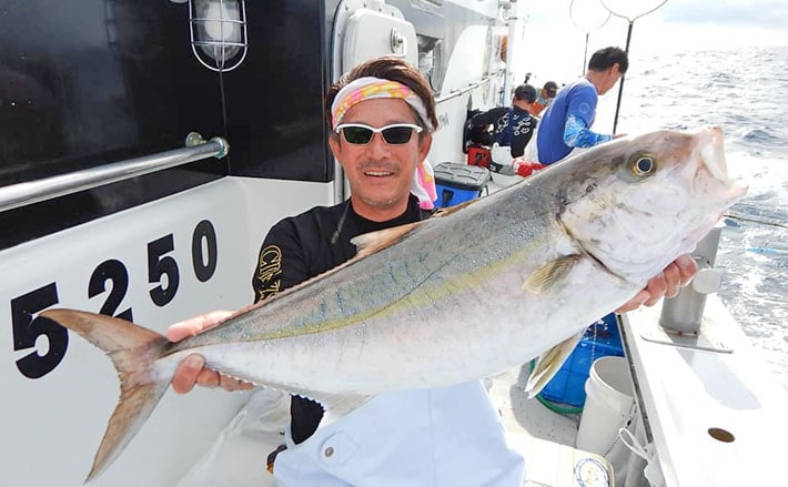 大物釣り聖地『銭洲』秋の遠征のススメ アカハタ爆釣に大型カンパチも