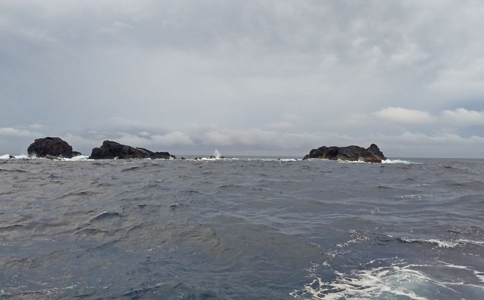 『銭洲』遠征ジギング釣行　1時間で船中アカハタ70匹！【とび島丸】