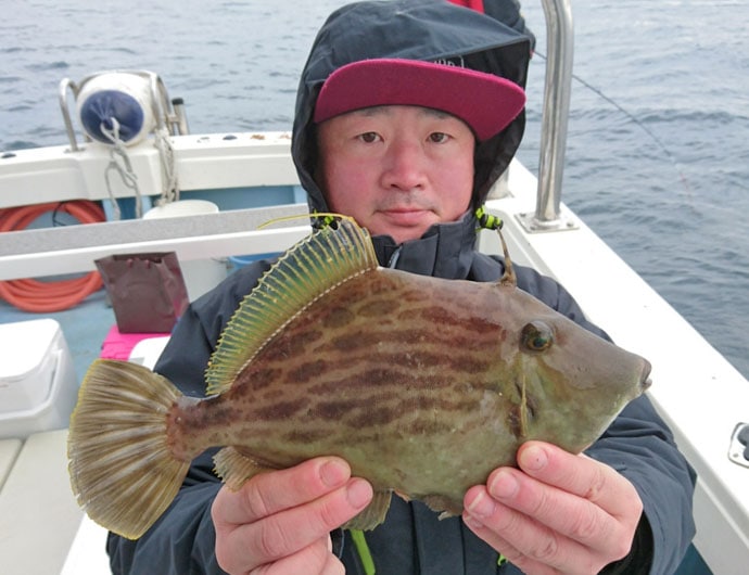 【大分・熊本】沖釣り最新釣果　良型ブリにカワハギ＆マダイの数釣りも