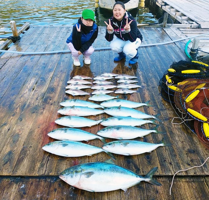 【三重】海上釣り堀最新釣果　グループでマダイ57匹にワラサ12匹など