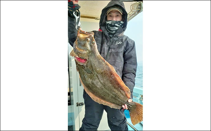 【玄界灘】沖のエサ釣り最新釣果　電動サンマ手繰り釣りで11kg寒ブリ