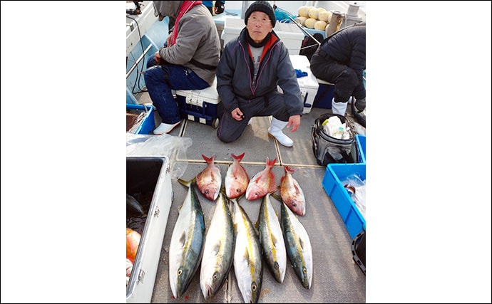 【福岡】沖のエサ釣り最新釣果　『サンマ手繰り』釣りで10kg頭ブリ65尾