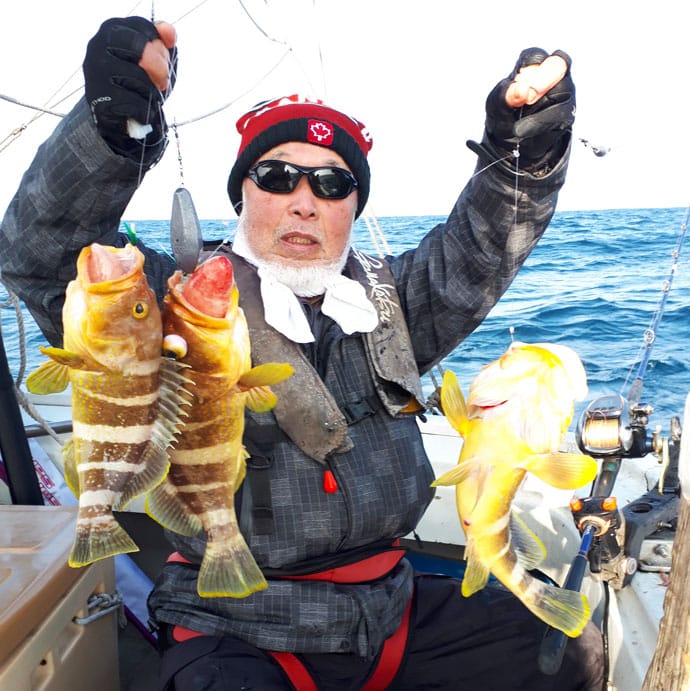 福岡 沖のエサ釣り最新釣果 サンマ手繰り 釣りで10kg頭ブリ65尾 Tsurinews