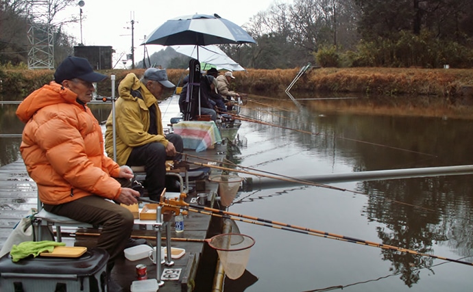 管理釣り場で38cm「新ベラ」手中　少ないアタリをものに【FC竹の内】