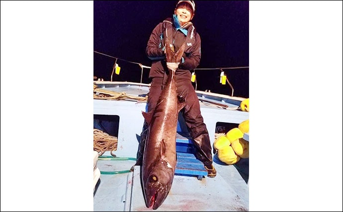 駿河湾ナイトジギングで巨大魚を狙う　40kg級『アブラソコムツ』登場