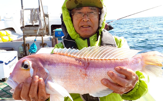 【福岡県】沖のエサ釣り最新情報　84cmマダイ浮上＆アマダイも好調