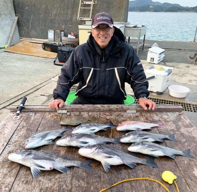 【三重県】カカリ釣り最新釣果情報　年無し含み良型クロダイ続々