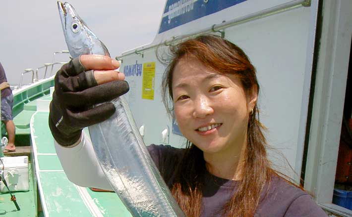 東京湾で天秤タチウオ釣り ドラゴン 乱舞に大満足 神奈川 鴨下丸 Tsurinews