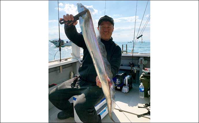 【大分・熊本】沖釣り最新釣果　良型タチウオにカワハギ＆マダイ数釣りも