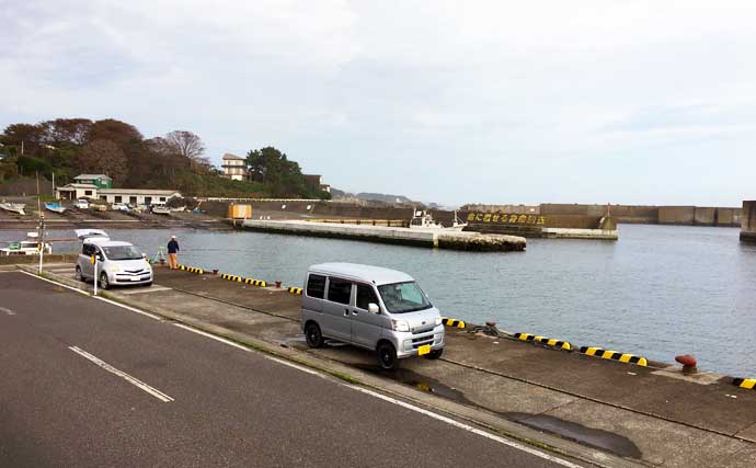 青森県陸っぱり好釣り場：小舟渡漁港　ファミリーフィッシングにも好適
