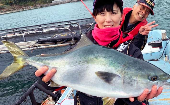 カセからのアジ釣りにてブリ襲来に驚愕 56cm大型チヌも浮上【大分