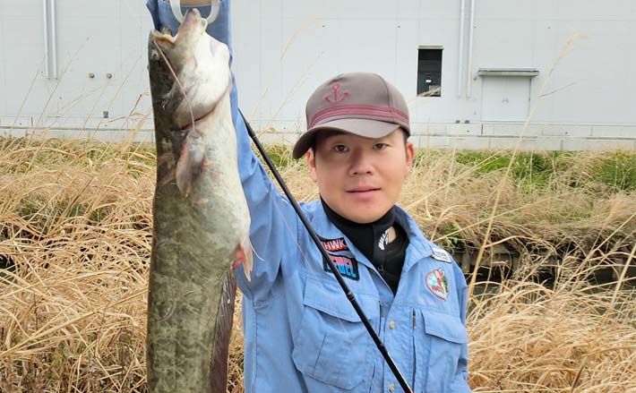 バスフィッシングで本命バラシもニゴイにナマズ 愛知 新川ワンド Tsurinews