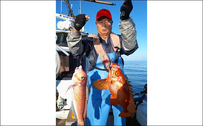 【福岡】沖のエサ釣り最新釣果　テンヤ釣りで初マダイゲットに笑顔