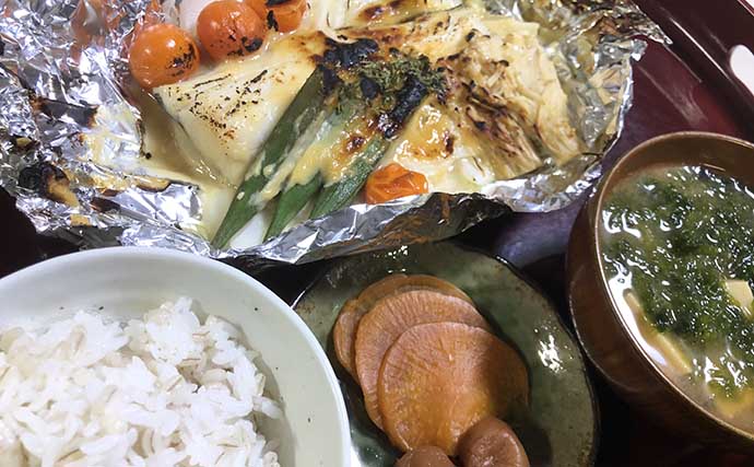 釣り人的「栄養バランス食」：シーバスの白味噌ホイル焼き定食