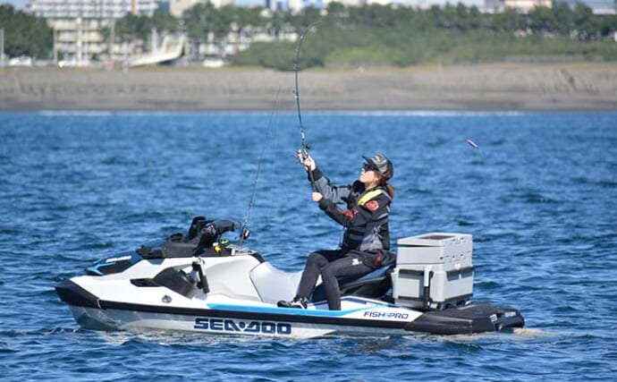 釣り専用水上バイク「Sea-Doo FISH PRO」で岡田万里奈がサワラ快釣