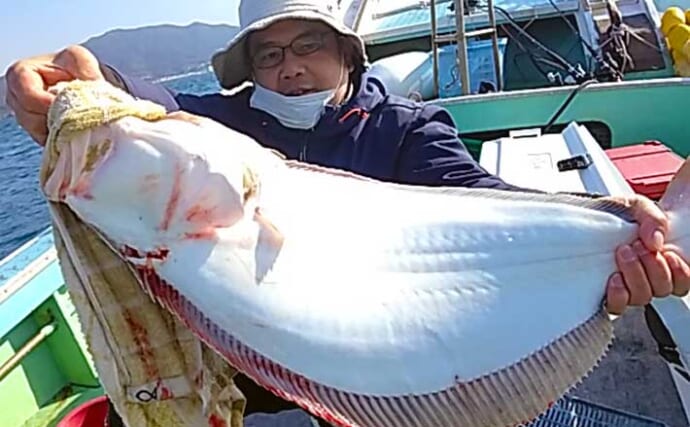 【玄界灘】沖のエサ釣り最新釣果　アジ泳がせ釣りで5kg大型ヒラメ浮上