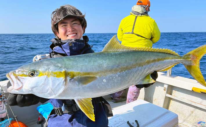 玄界灘でヒラマサジギング満喫 ピッチの速いジャークが奏功し連発も Tsurinews