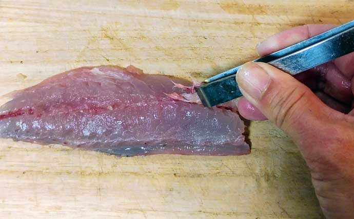 釣魚レシピ：グルクンの唐揚げフレンチ風　硬い骨の処理は丁寧に