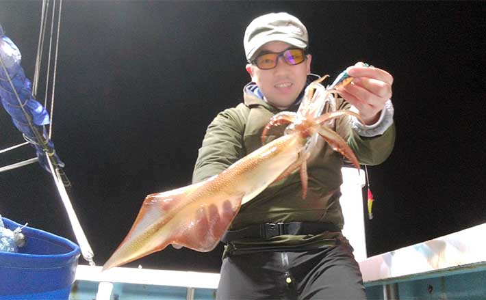 シーズンハシリのイカメタル オモリグ釣行 大剣 級交え好スタート Tsurinews