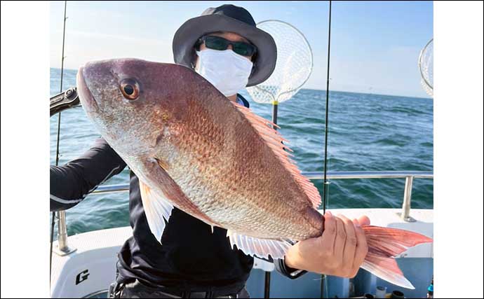 【愛知】沖釣り最新釣果情報　ジギングでブリにサワラに大型タチウオ